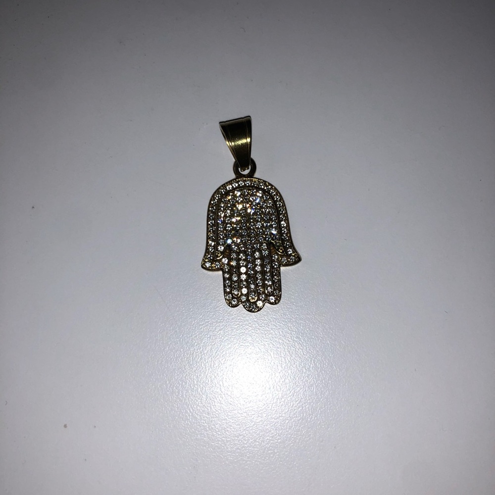 Diamond pendant